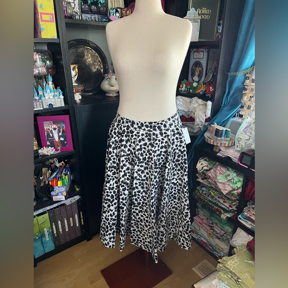 Lindy bop animal print full circle skirt new with tags - Picture 1 of 2